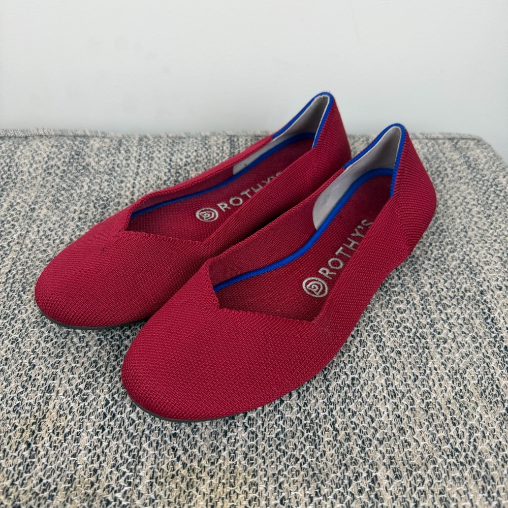 ROTHY’S Women's Red Flat Round Toe Ballet Flats size 7.5